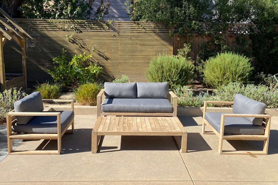 How to Restore Teak Garden Furniture? Beautiful Outdoor Space